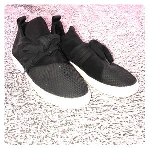 Steve Madden black lancers size:7.5
